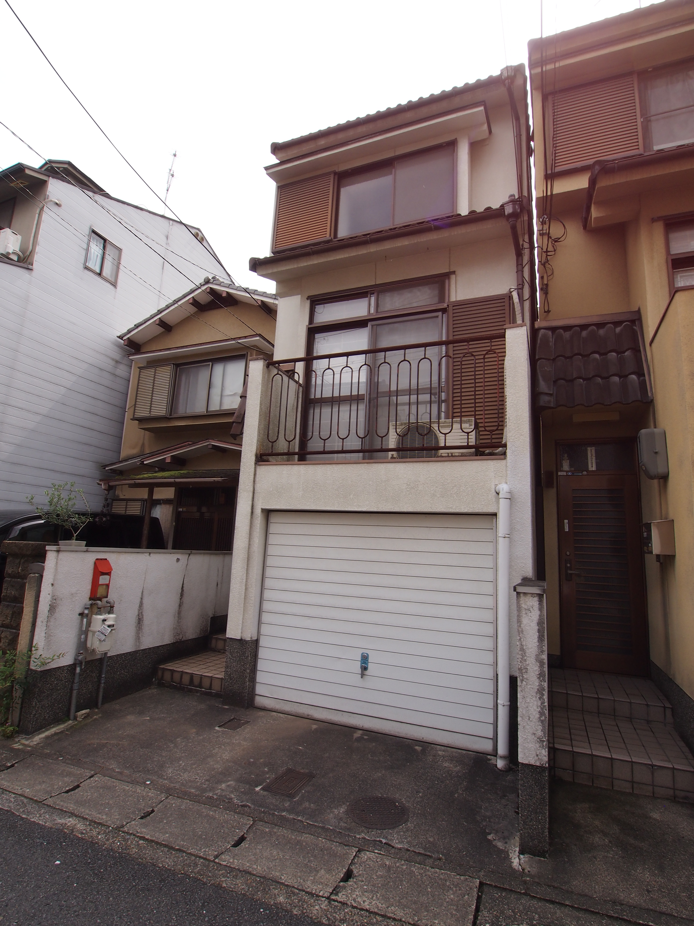 http://www.eraten.jp/blog/%E6%9C%9D%E9%9C%B2%E5%A4%96%E8%A6%B3.JPG