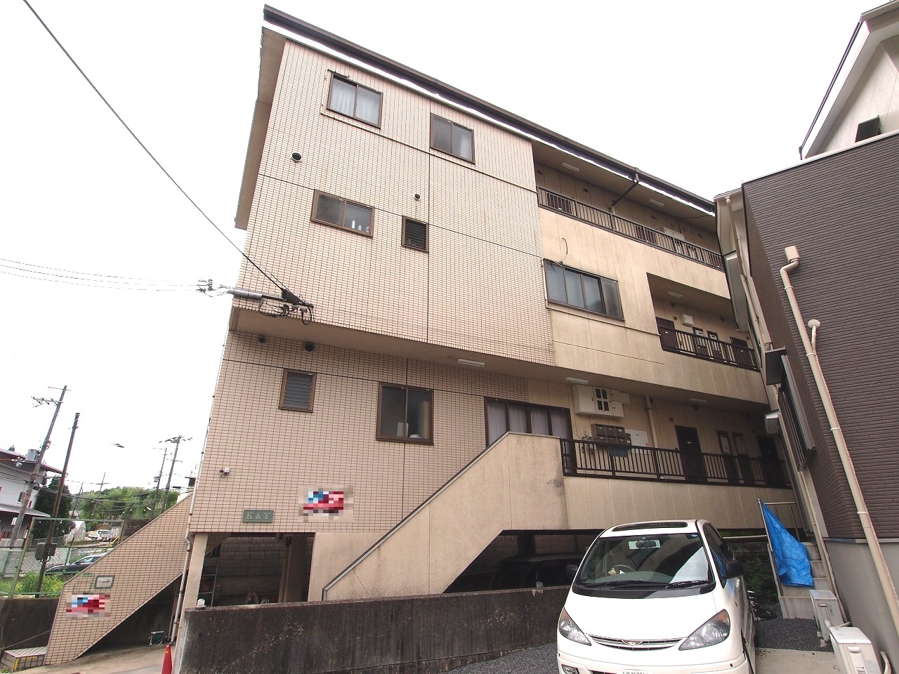 http://www.eraten.jp/blog/K%26Y%E5%A4%96%E8%A6%B33.JPG